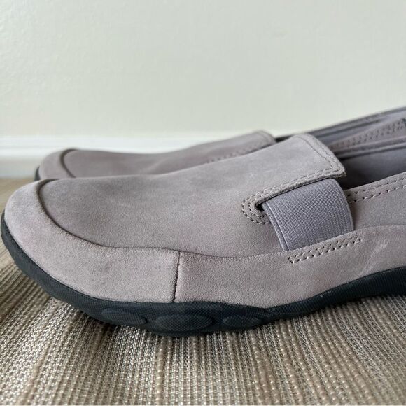 Clarks® Haley Park Grey Suede
Comfort Loafers Size 8 Women’s - Picture 6 of 16